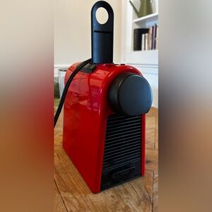 Nespresso Essenza Mini Espresso Machine